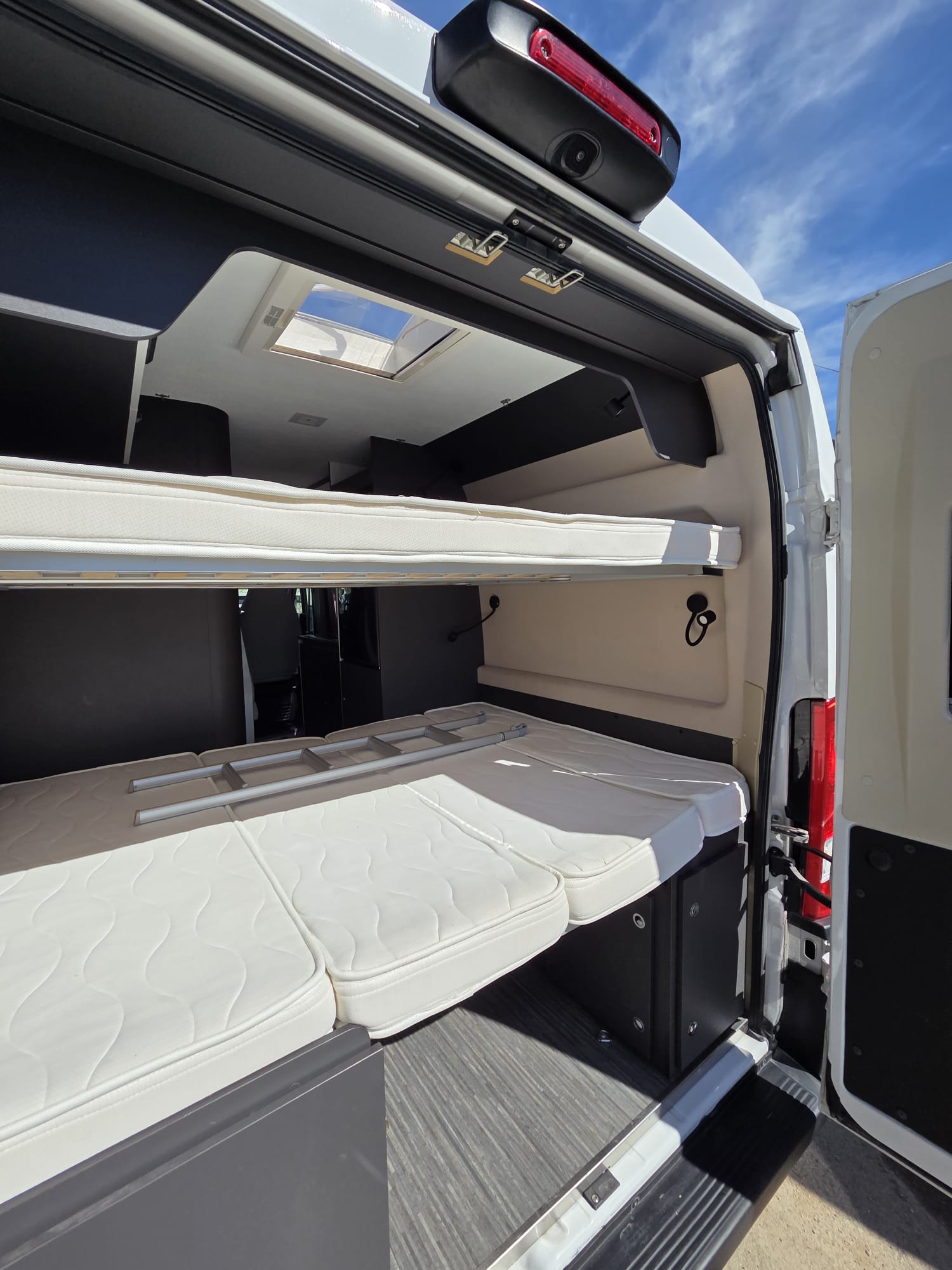 Camas autocaravana Menfys