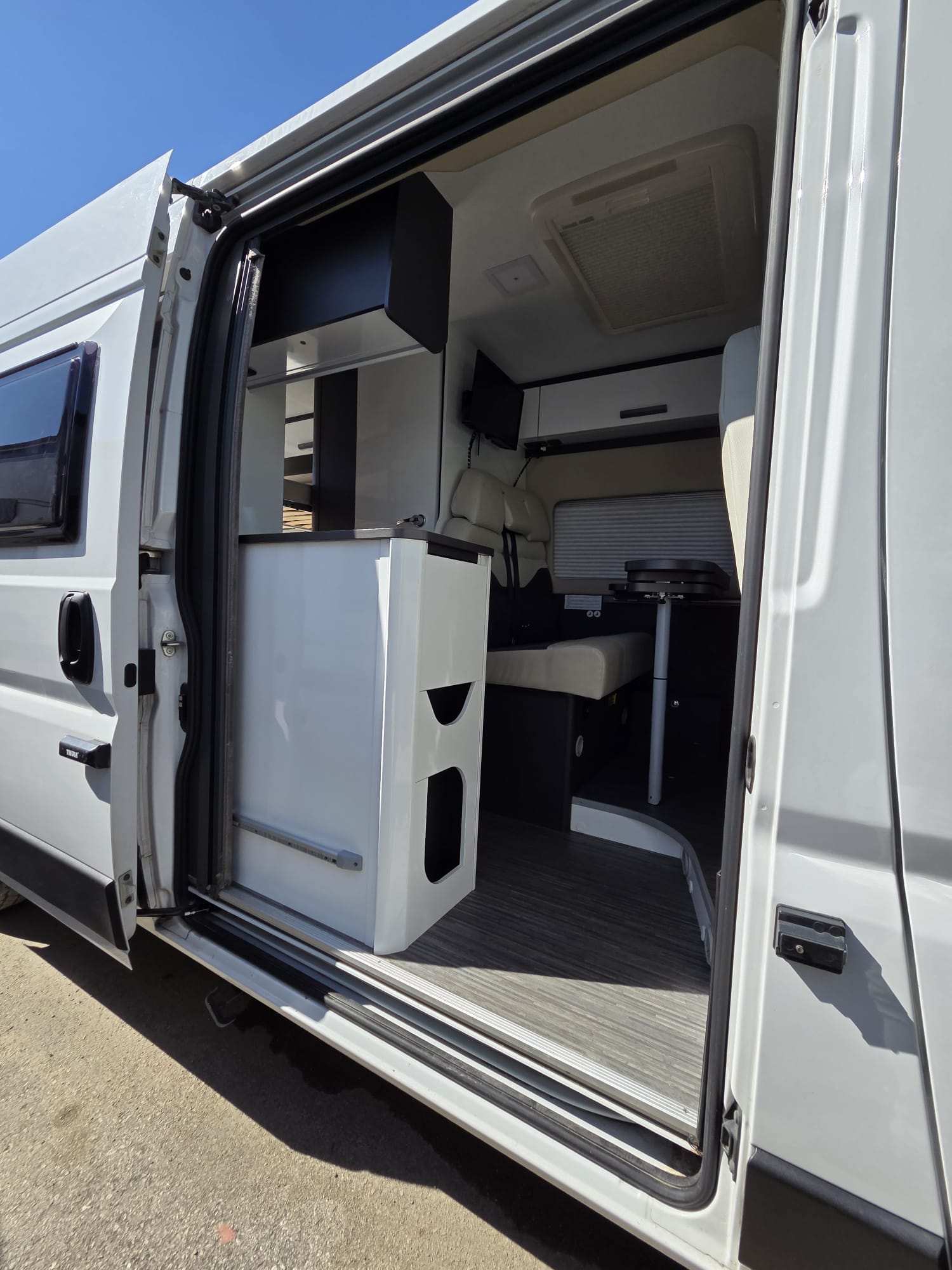 Cocina autocaravana Menfys